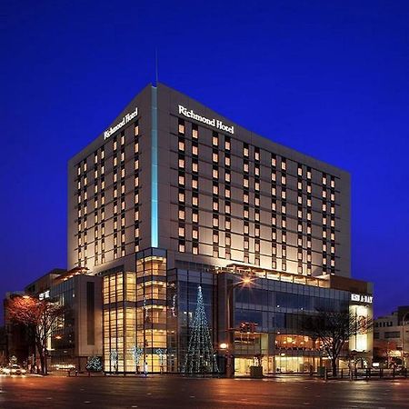 Richmond Hotel אאומורי מראה חיצוני תמונה